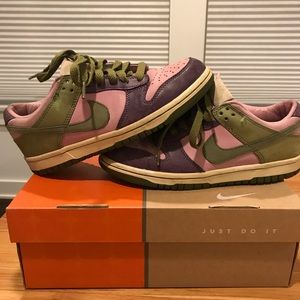 Woman’s Nike Dunk Low Premium